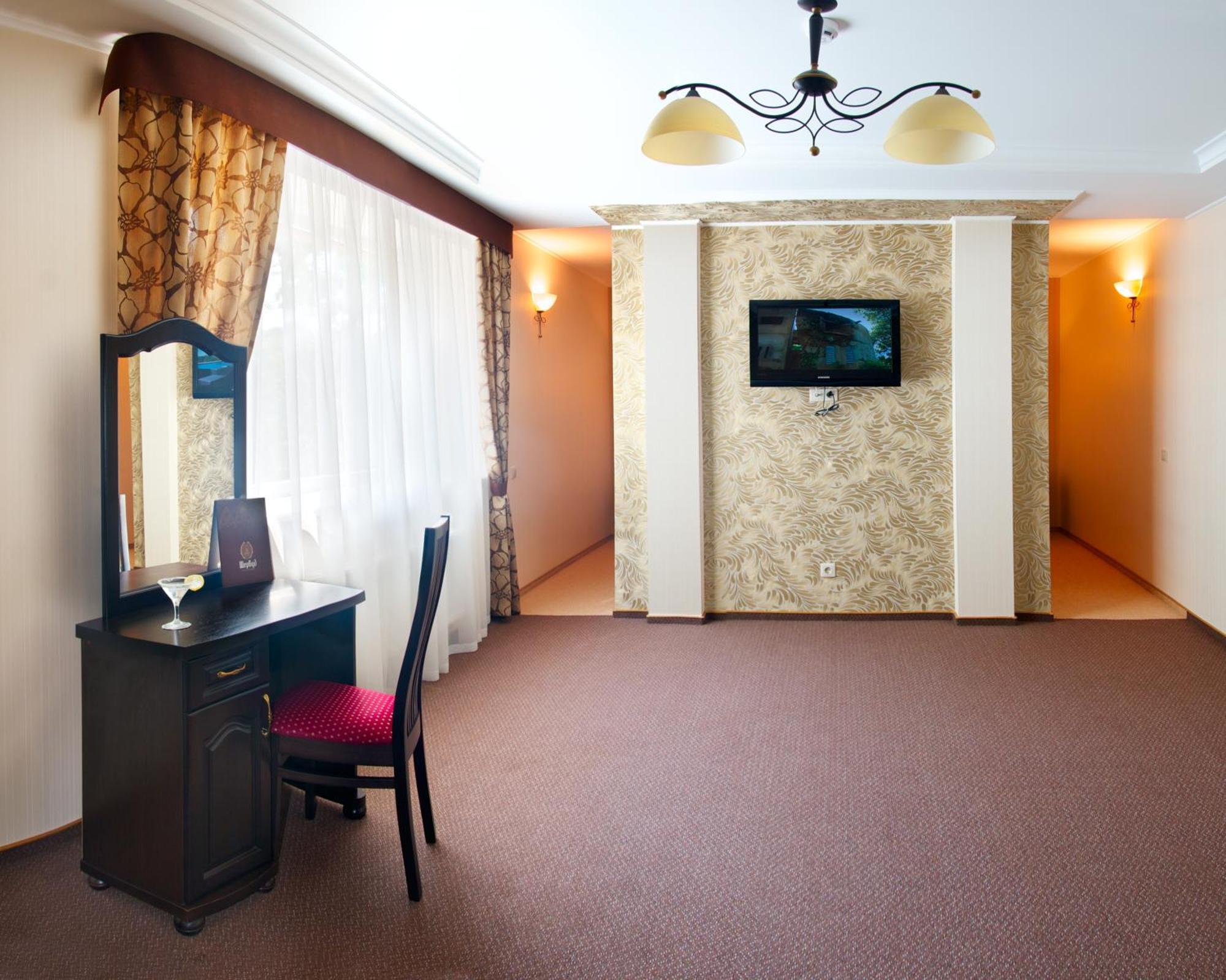 Sherwood Hotel Dolgomostiska 객실 사진